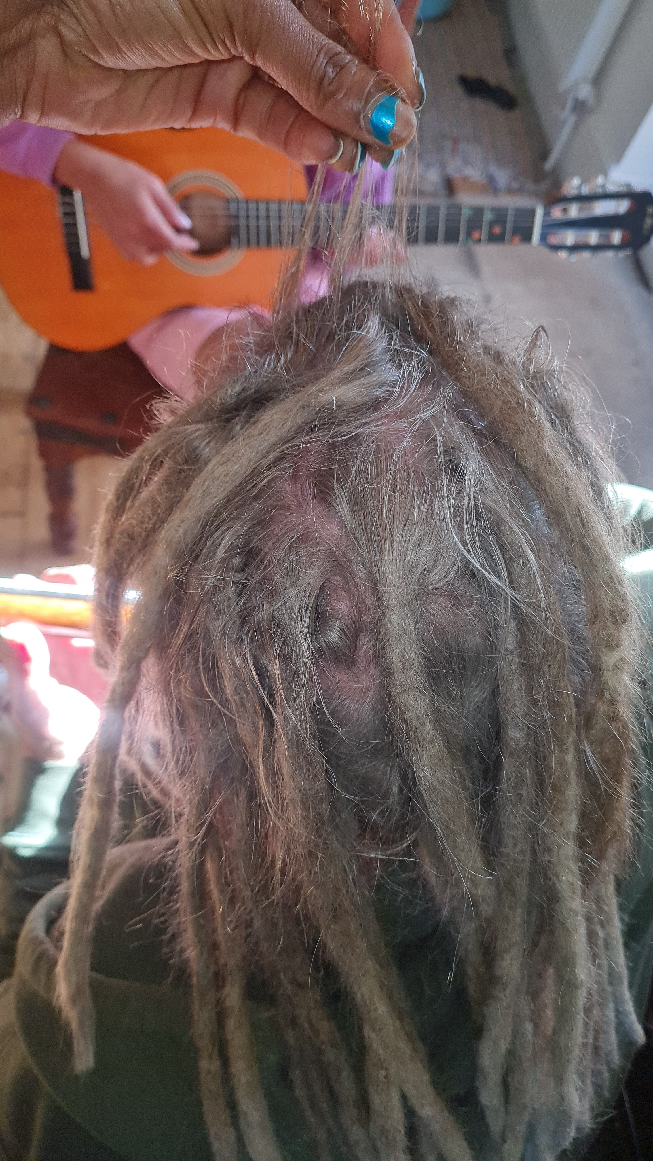 Locs repair and roots tidy up